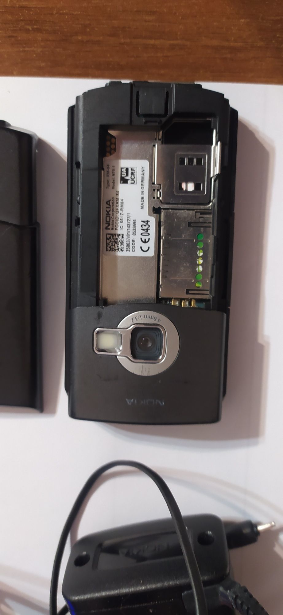 Nokia N-70 смартфон