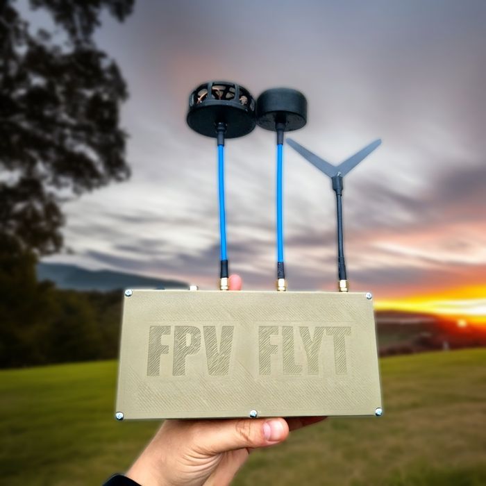 Детектор дронів Фпв 4 діапазона 250-950/1.2/3.3/5.8 ГГц Стевія fpv