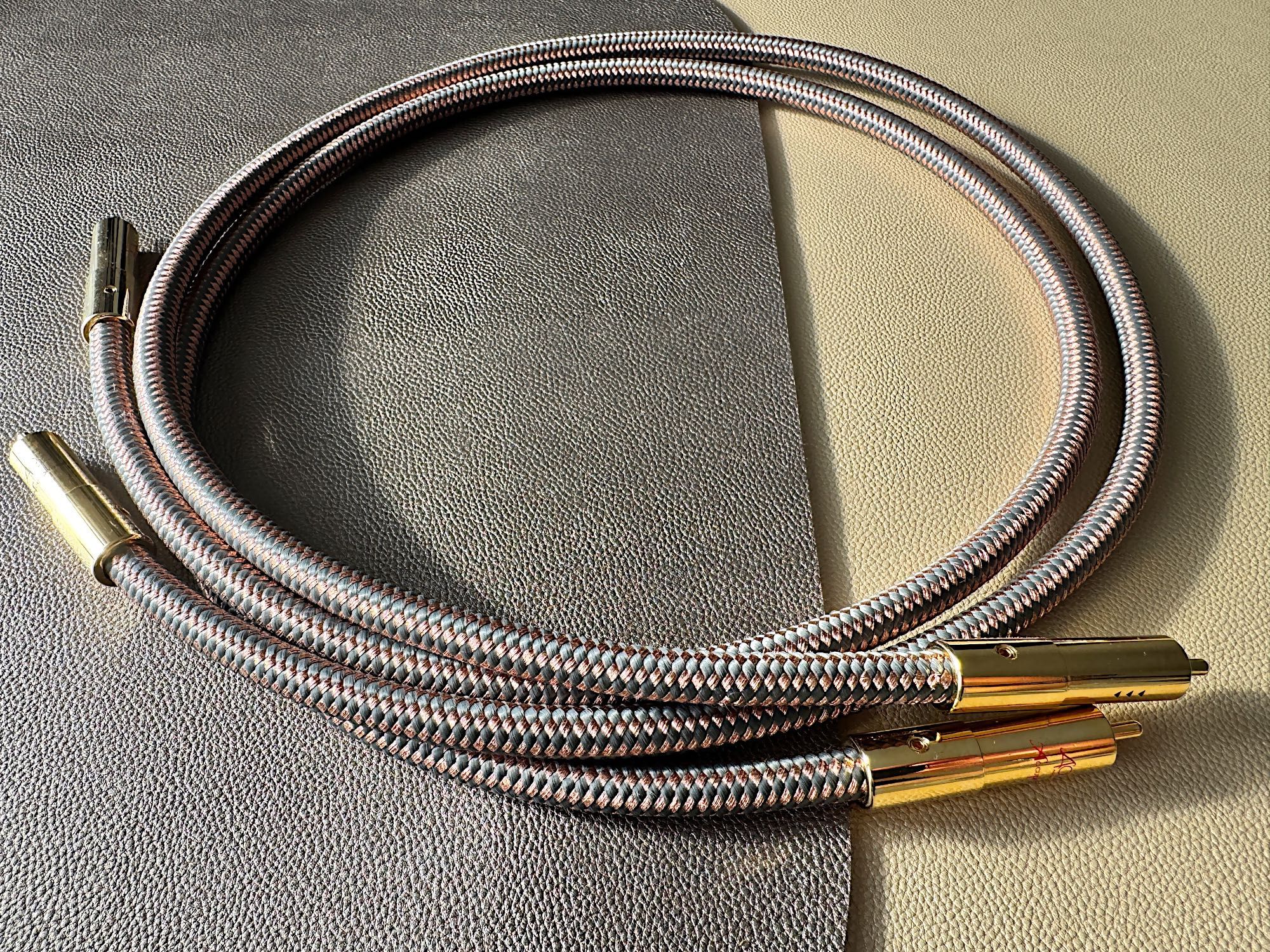 Kabel Interconnect RCA 1m Accuphase 40th Anniversary Edition Occ
