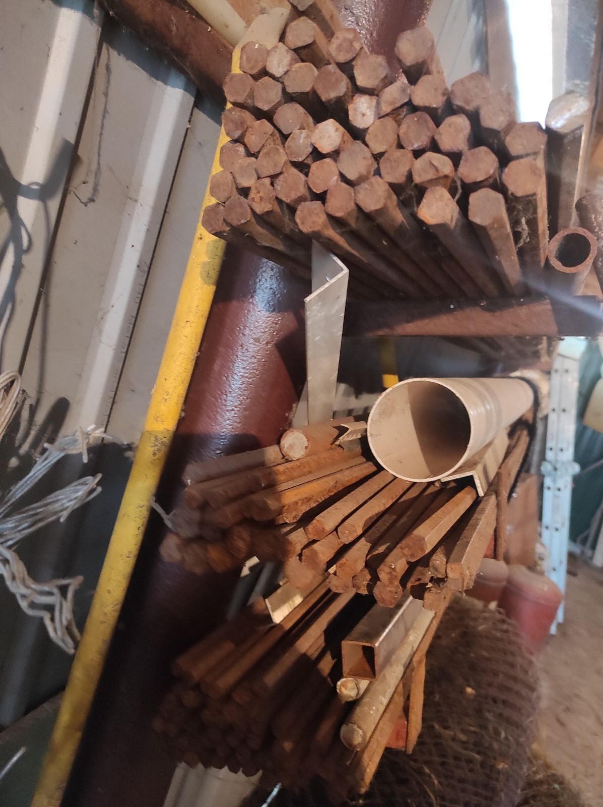 Продам прут шестигранний