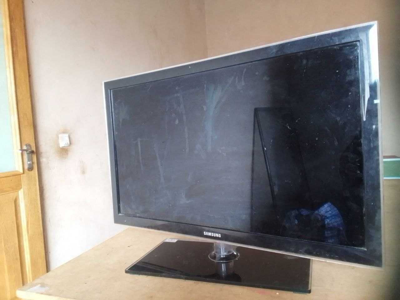 Samsung UE32D5000PW 81,3 см (32") Full HD Чорний