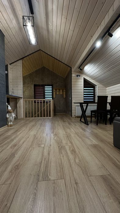 Відпочинок у Горах . ДРУГИЙ ПОВЕРХ..