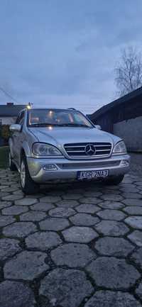 Mercedes-Benz ML Mercedes benz ML 400cdi V8 Biturbo 250km 4x4