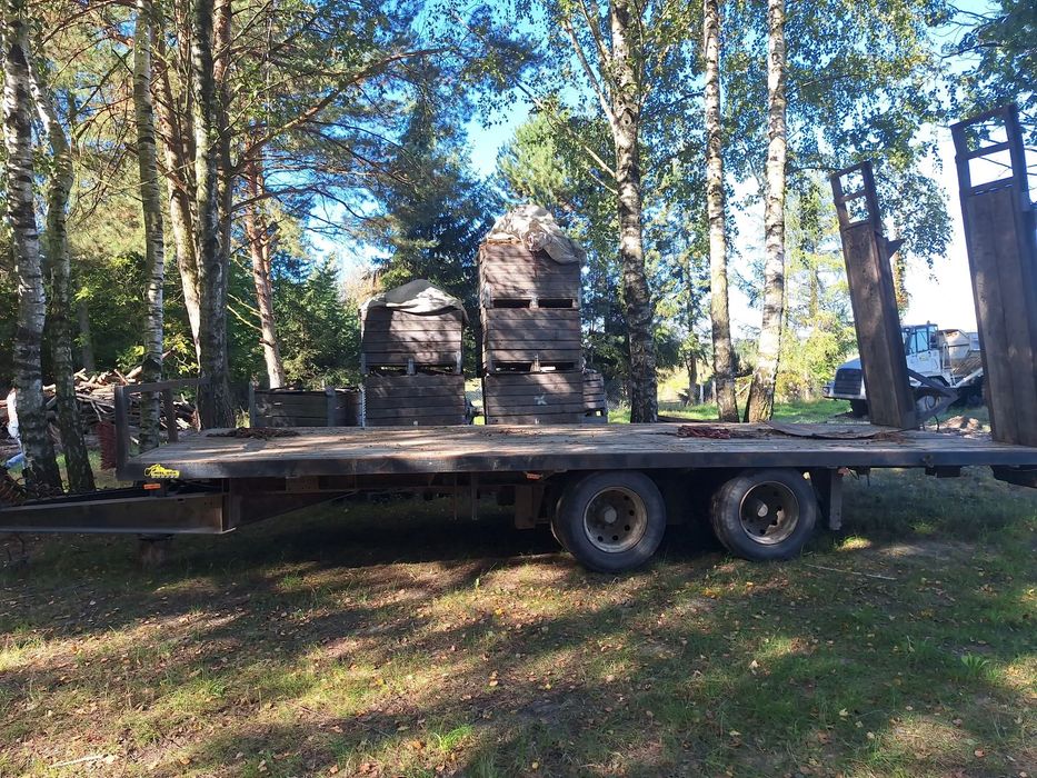 Przyczepa niskopodwoziowa tandem