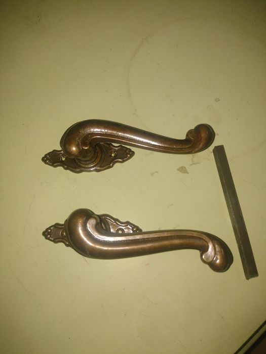 Ручки для дверей латунні