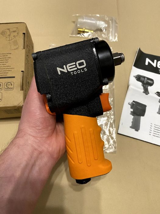 Польща  Ударний Гайковерт пневматичний NEO Tools 14-006