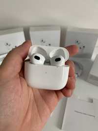 Навушники Airpods 3