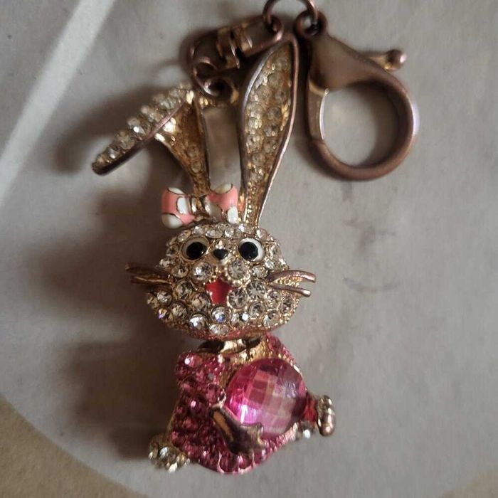 Брелок зайця із США.