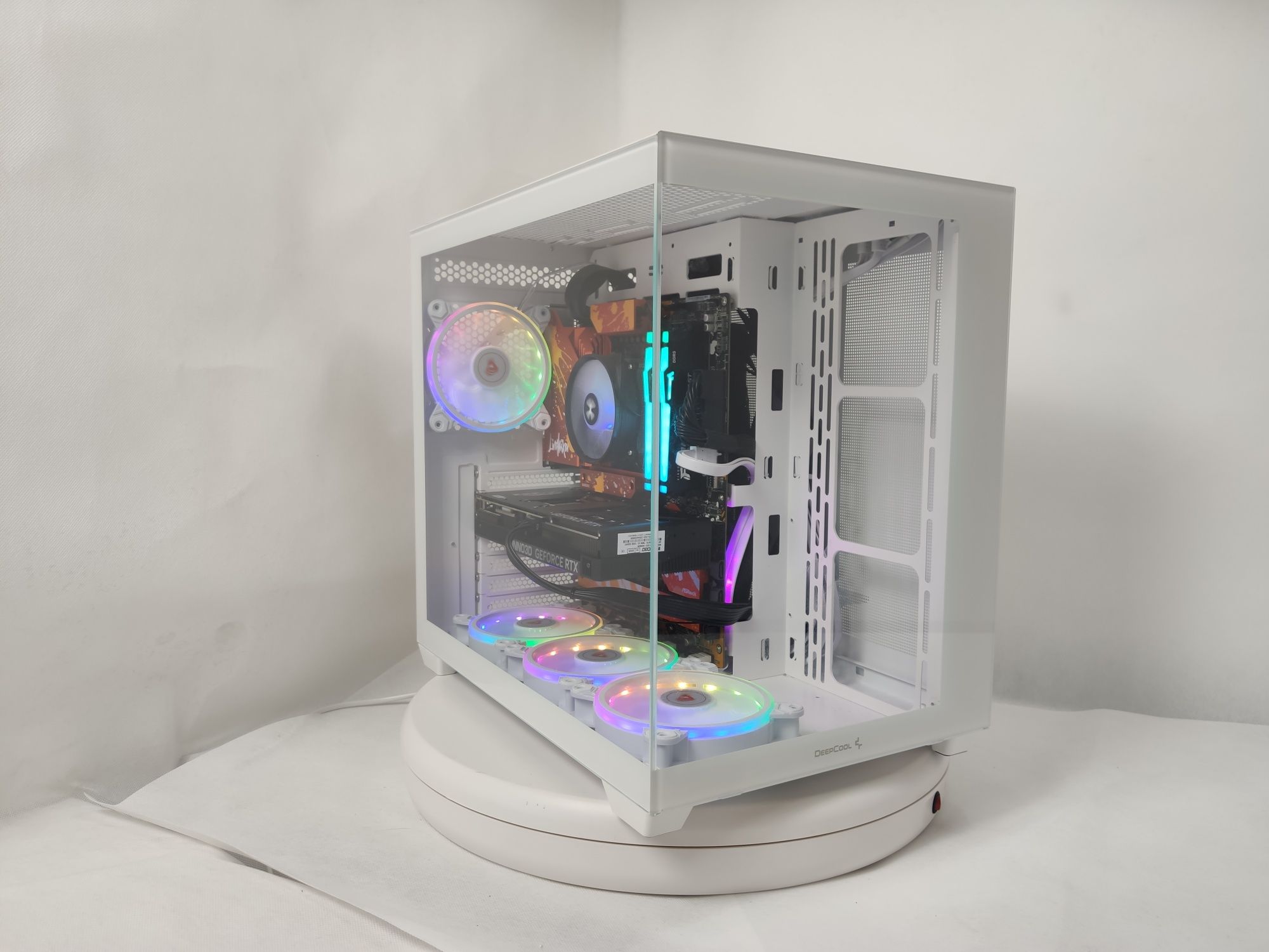 Komputer Gamingowy Ryzen 5 7500, RTX 5070, 32 GB,SSD,Win 11,USDC