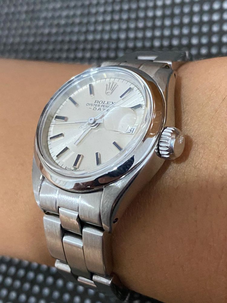 Rolex 26mm oyster perpetual