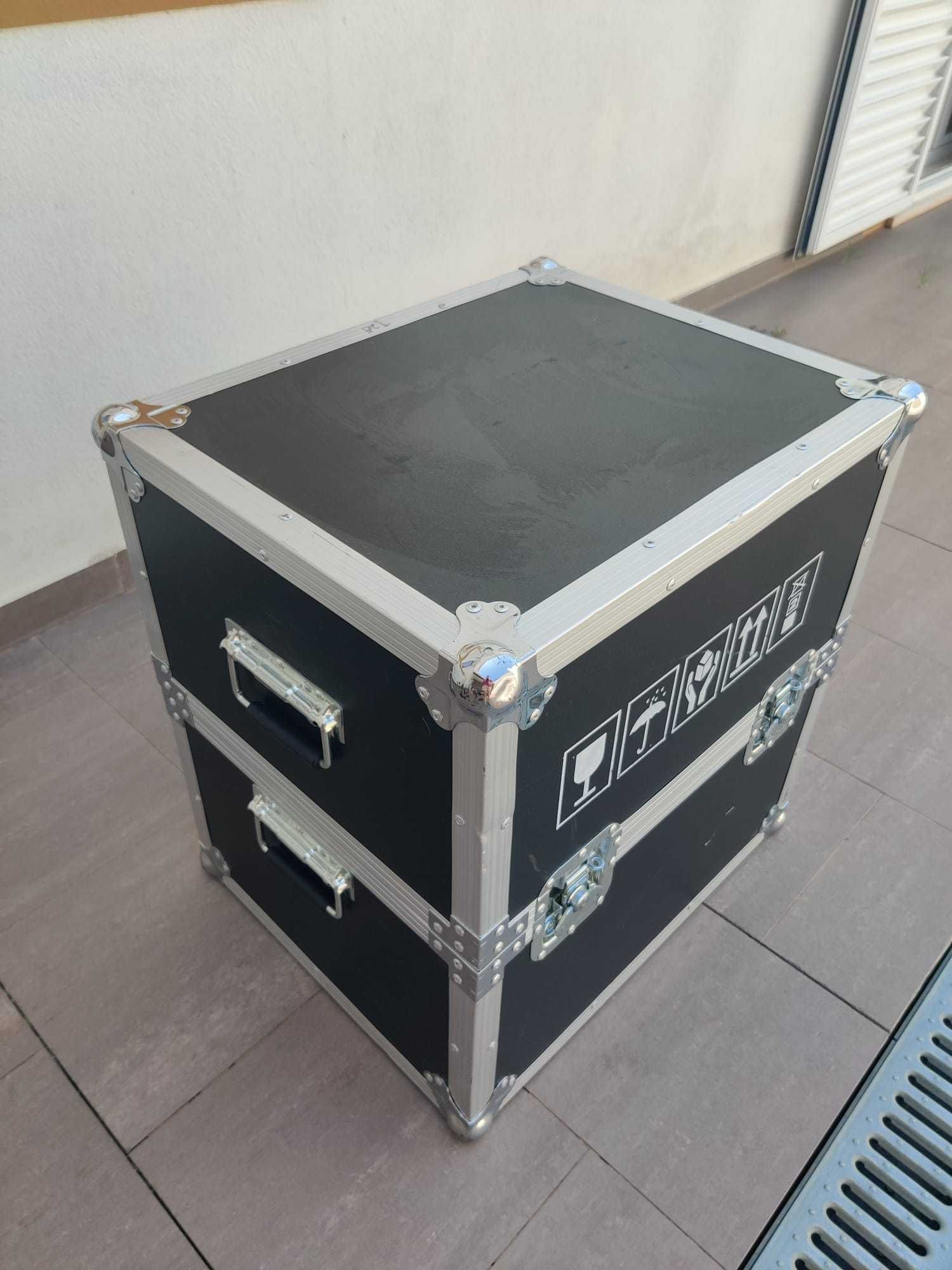 Caixas de Transporte Rígidas flight case – Ideais para Objetos Frágeis