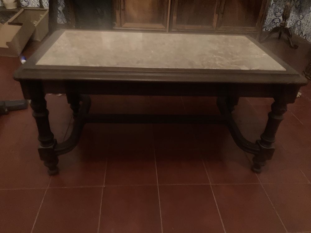 Mesa de apoio tampo marmore