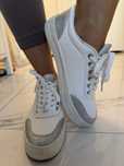 Biale damskie sneakersy r.38