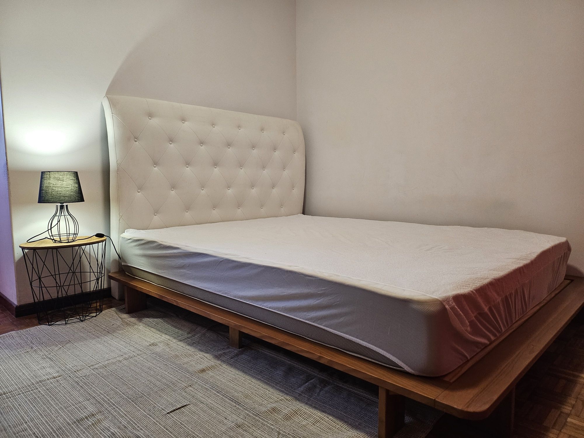 Arrendo quarto junto ao polo 2