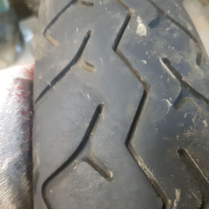 100/90-19 opona motocyklowa przod przednia Bridgestone g701 exedora