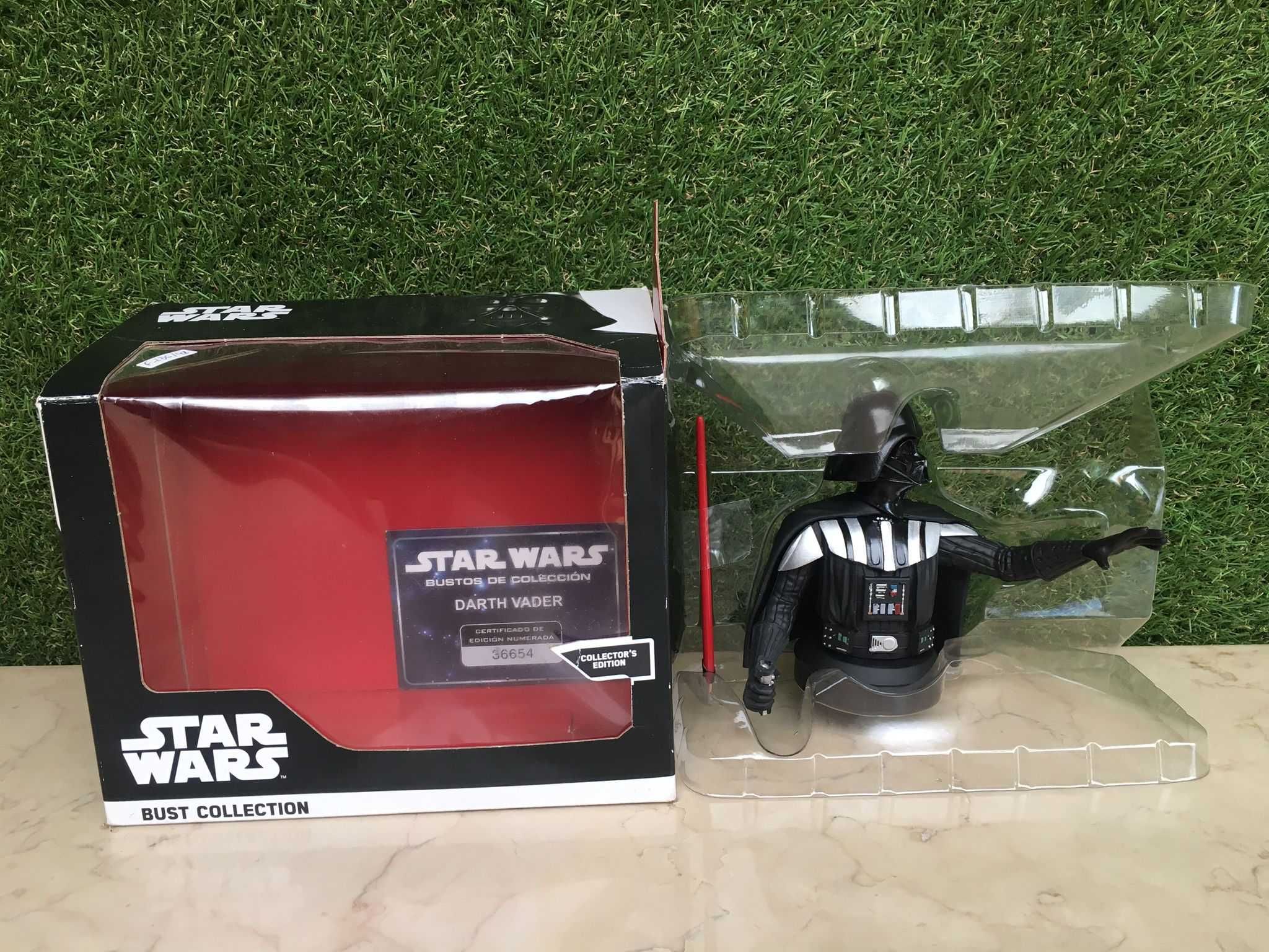 STAR WARS - Busto de coleção de DARTH VADE