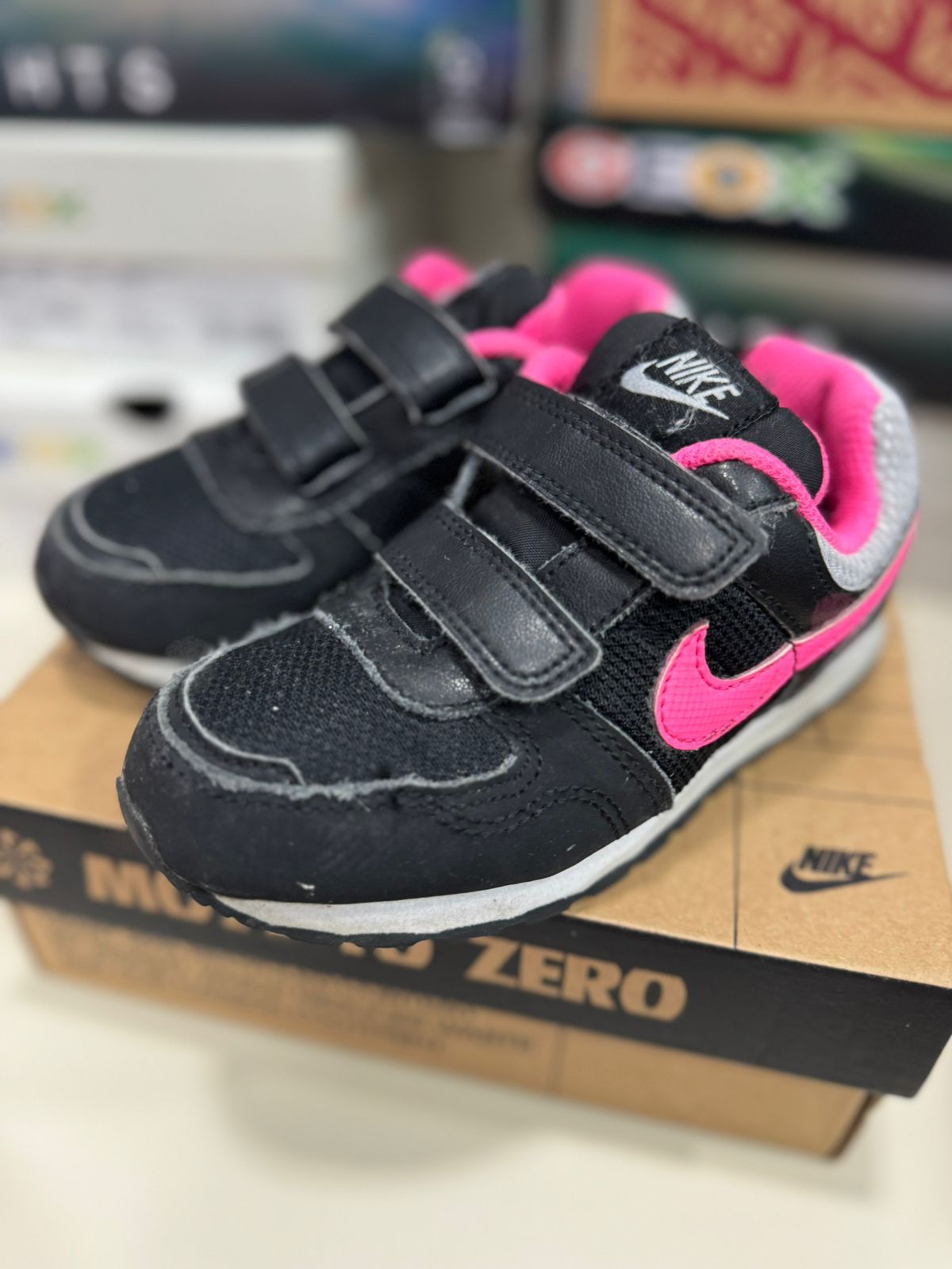 Tênis Nike menina 26