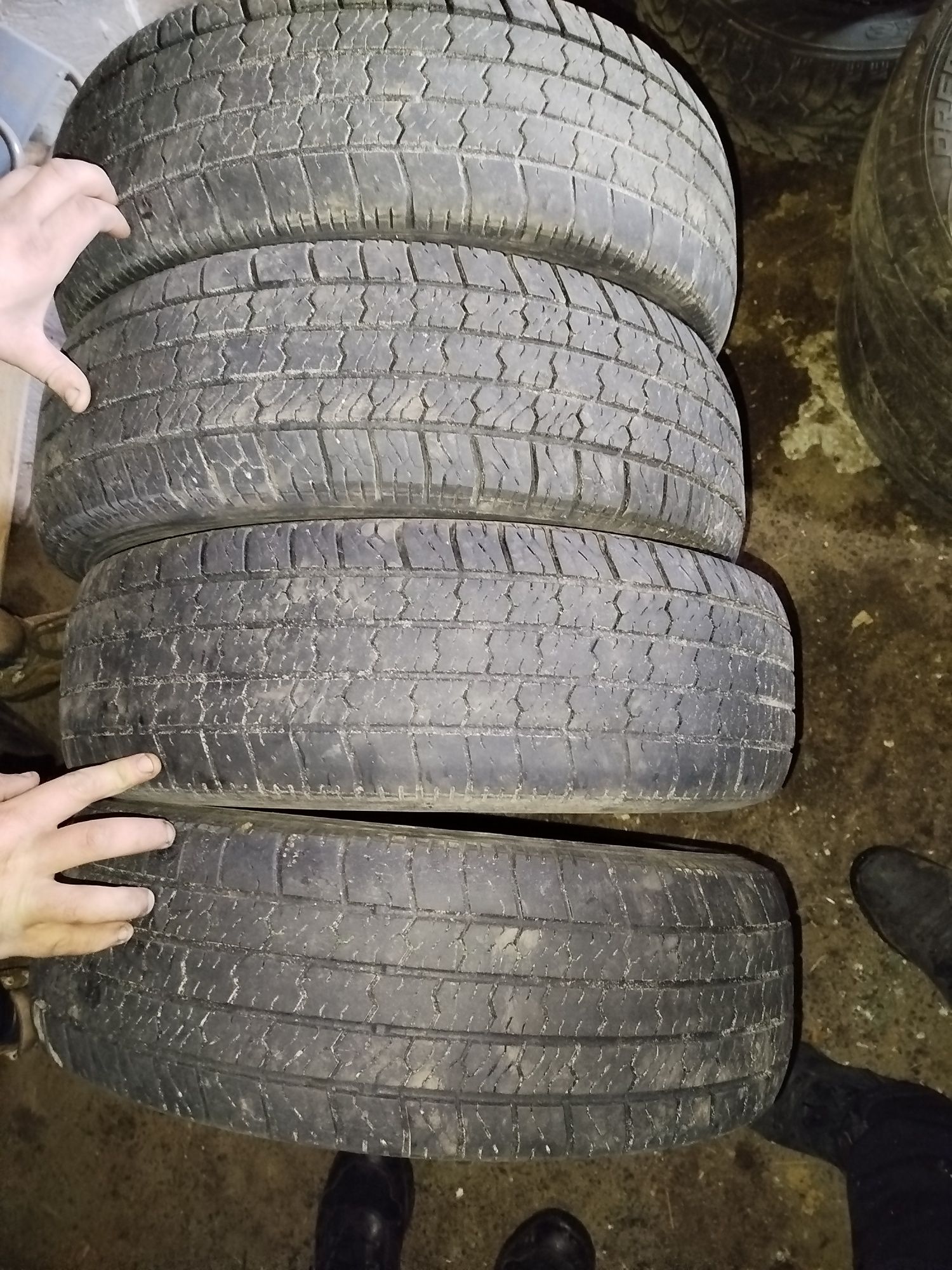 Гума 205/70 R15 95T