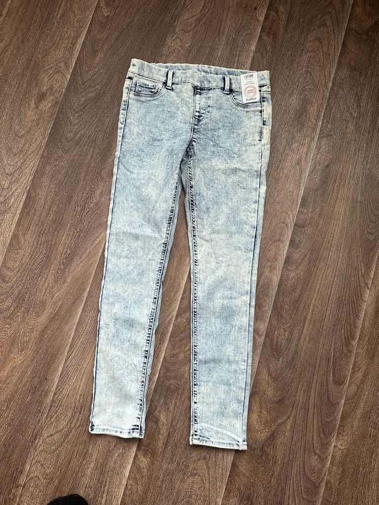 Новые джинсы на девочку 10-12 лет
