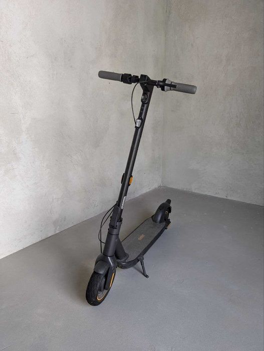 Ninebot Kick Scooter MAX G30E II
