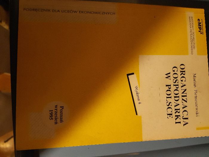 Organizacja gospodarki w Polsce