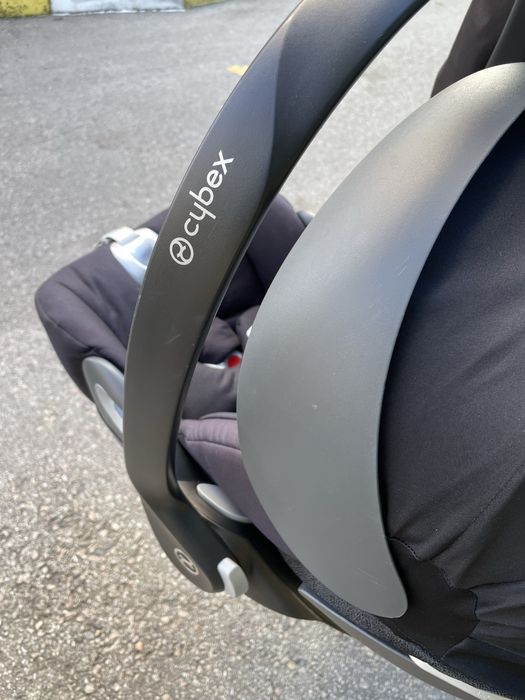Продам Cybex Cloud Z i-size з базою Isofix