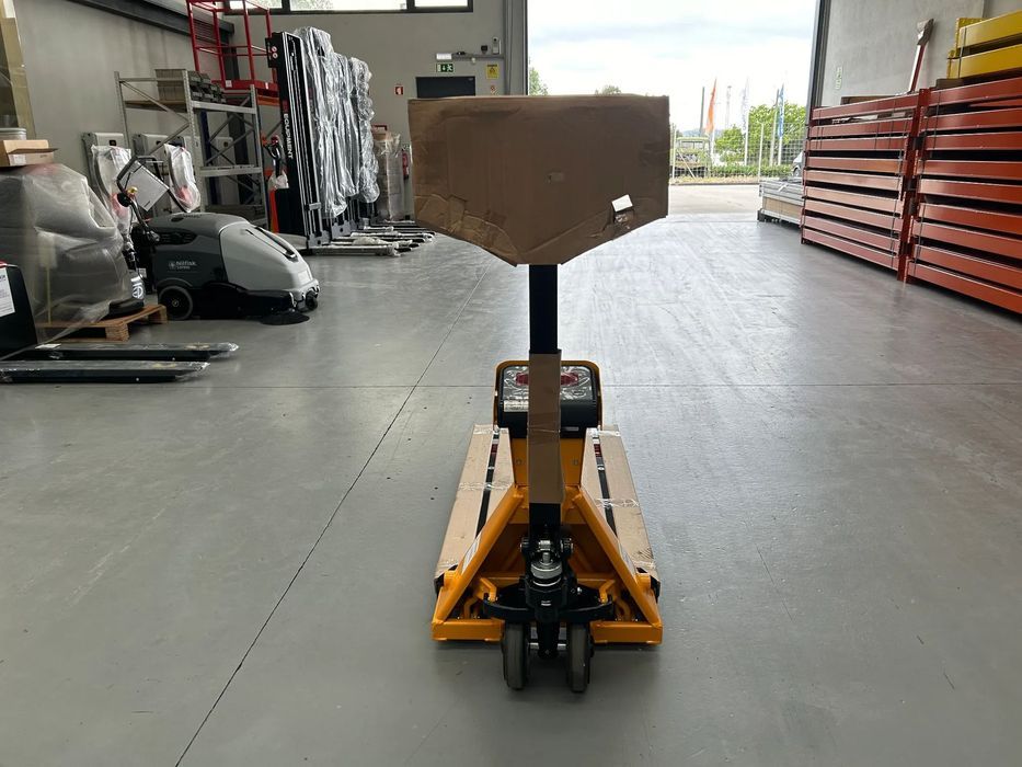 Porta Paletes manual NOVO com Balança 2000 Kgs