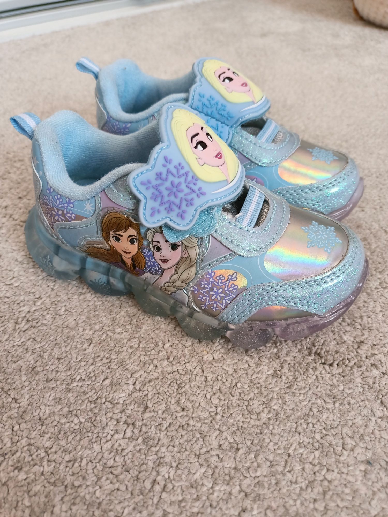 Nowe buty Frozen Kraina Lodu rozm. 25