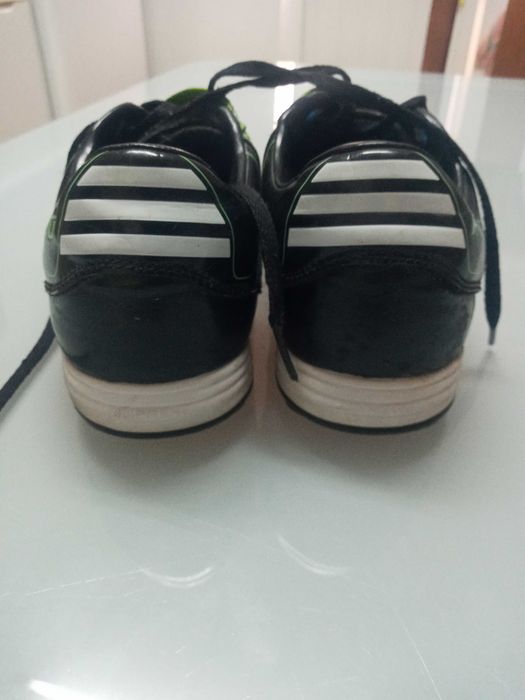 Tenis ADIDAS n 40