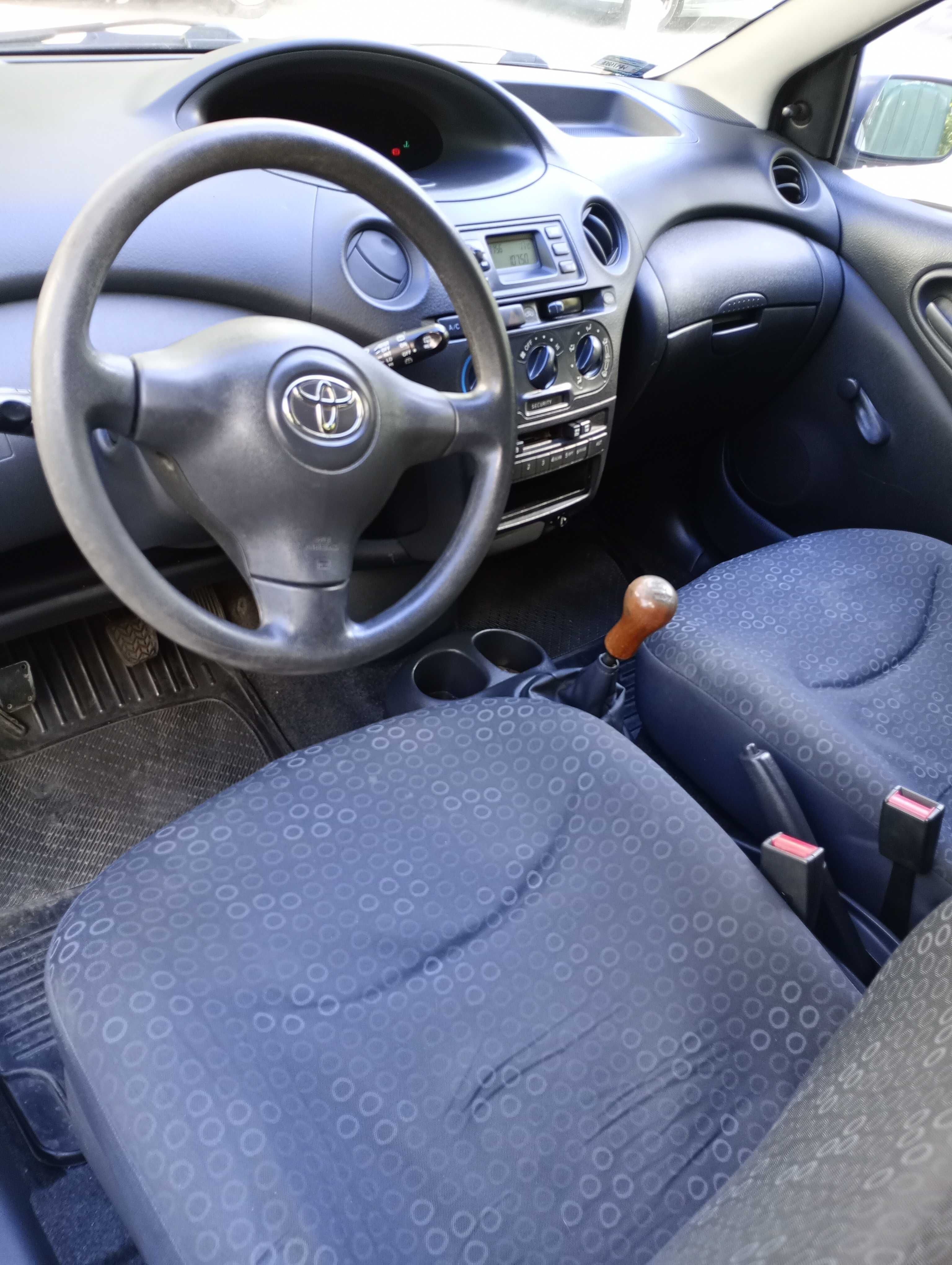 Toyota Yaris I Biały