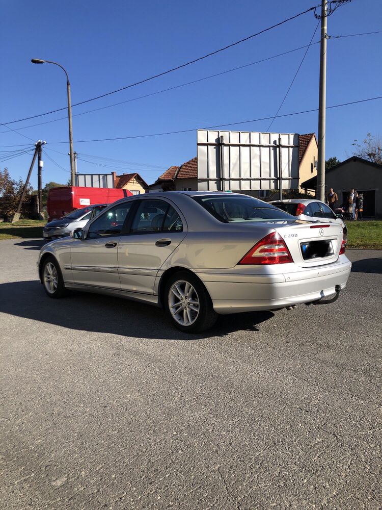 Mercedes C220 CDI Avantgarde Manual Jak Nowy Przebieg Tylko 160tyś