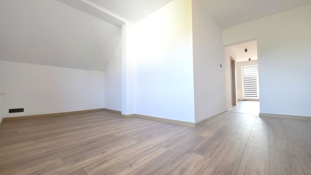 Sprzedam Dom z możliwością prowadzenia działalności gospodarczej