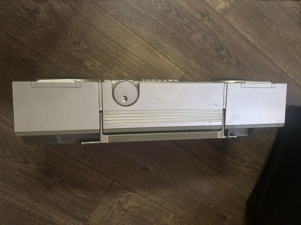Sharp GF-7500h boombox