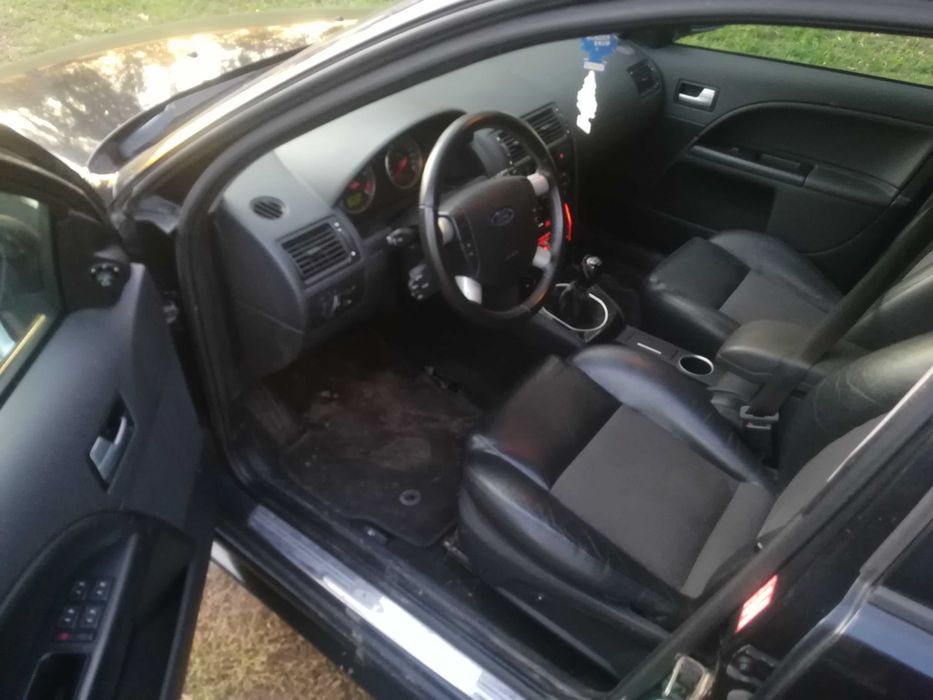 Przód kompletny Mondeo MK3 kolor G0 maska błotnik lampa zderzak xenon