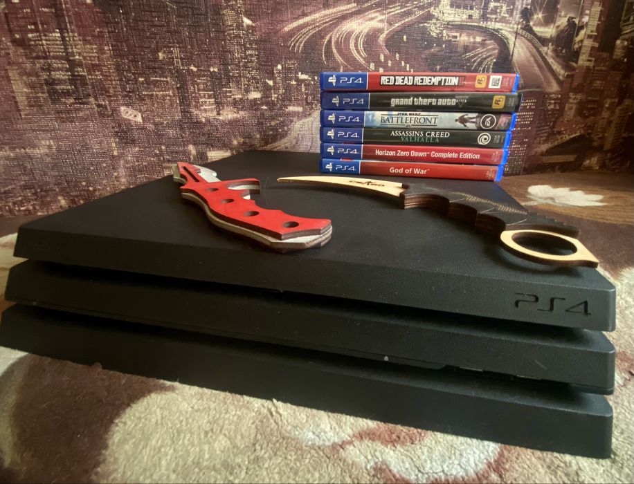 PlayStation 4 Pro • 1TB • С играми
