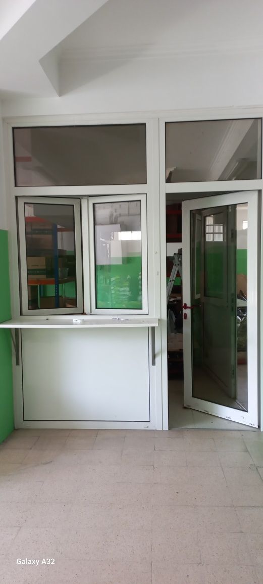 Postas e janelas em PVC vidro duplo