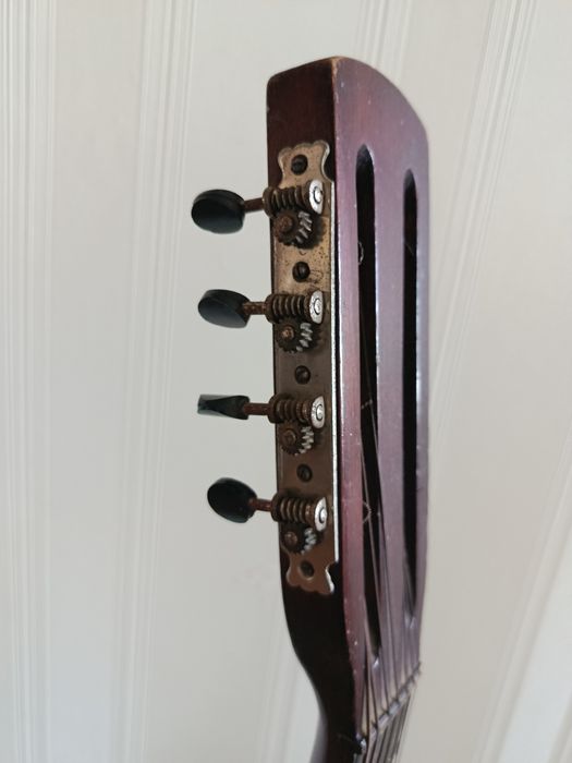 Гитара (Артель кооперативный путь)