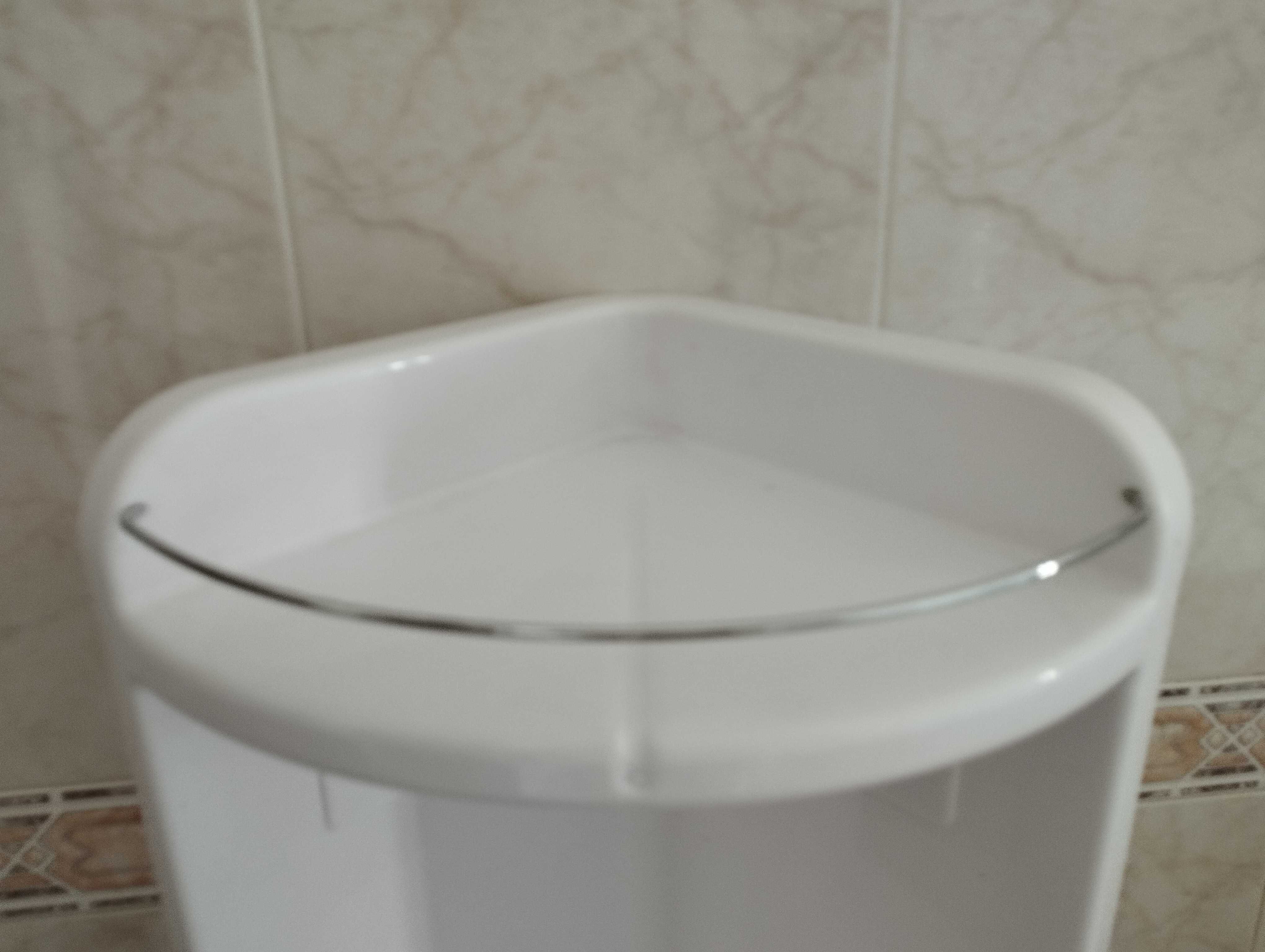 Prateleira de Canto de  Plástico WC