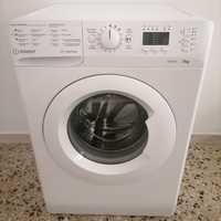 Máquina de lavar indesit  7 kg