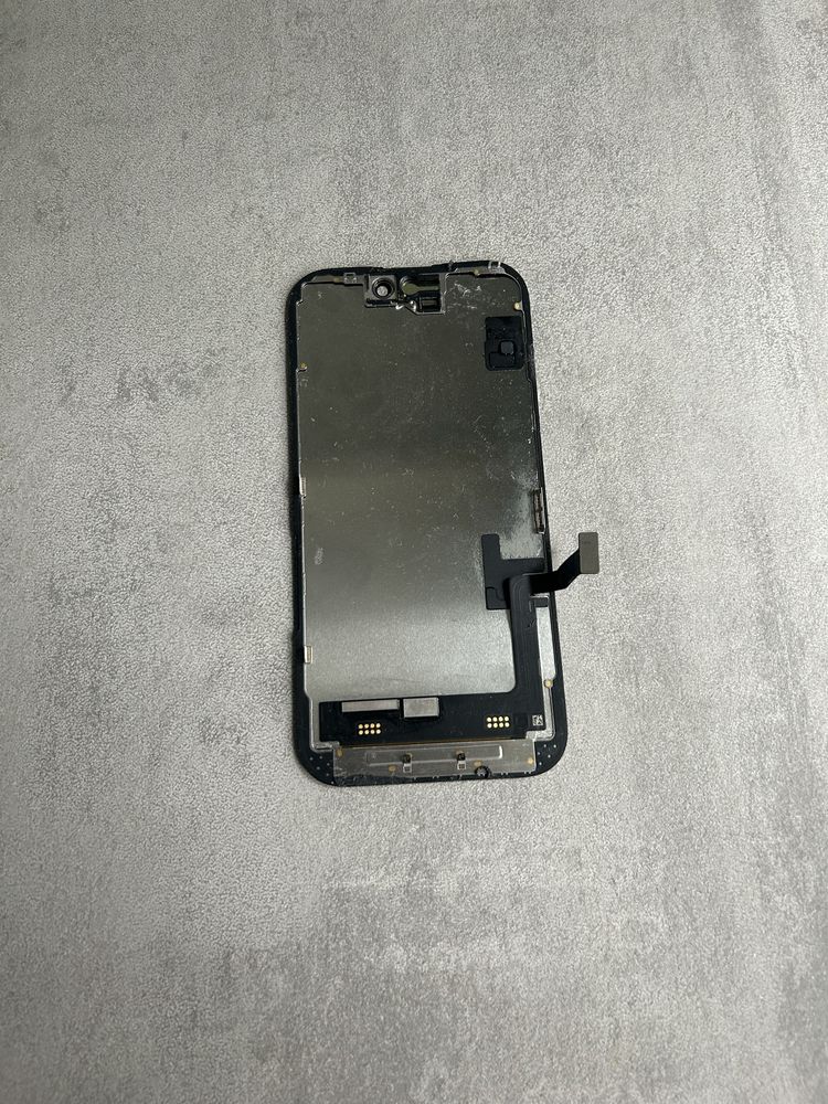 экран iphone 15 дисплей