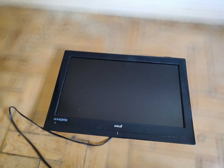 Mitsai TV LED 19"