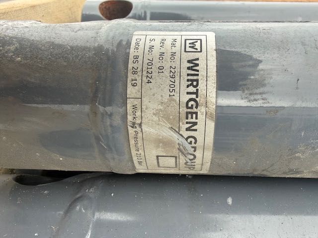 Siłownik hydrauliczny nowy hurt