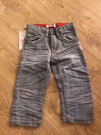Новые джинсы , размер 98