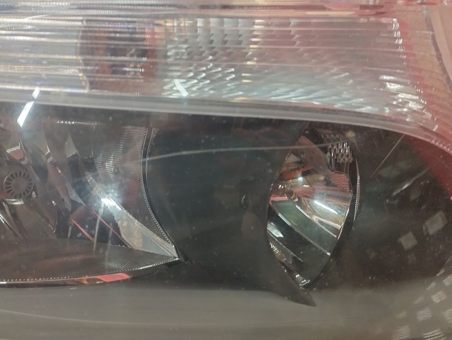 Фара передня права Mercedes Vito W447 Передняя правая Віто В4