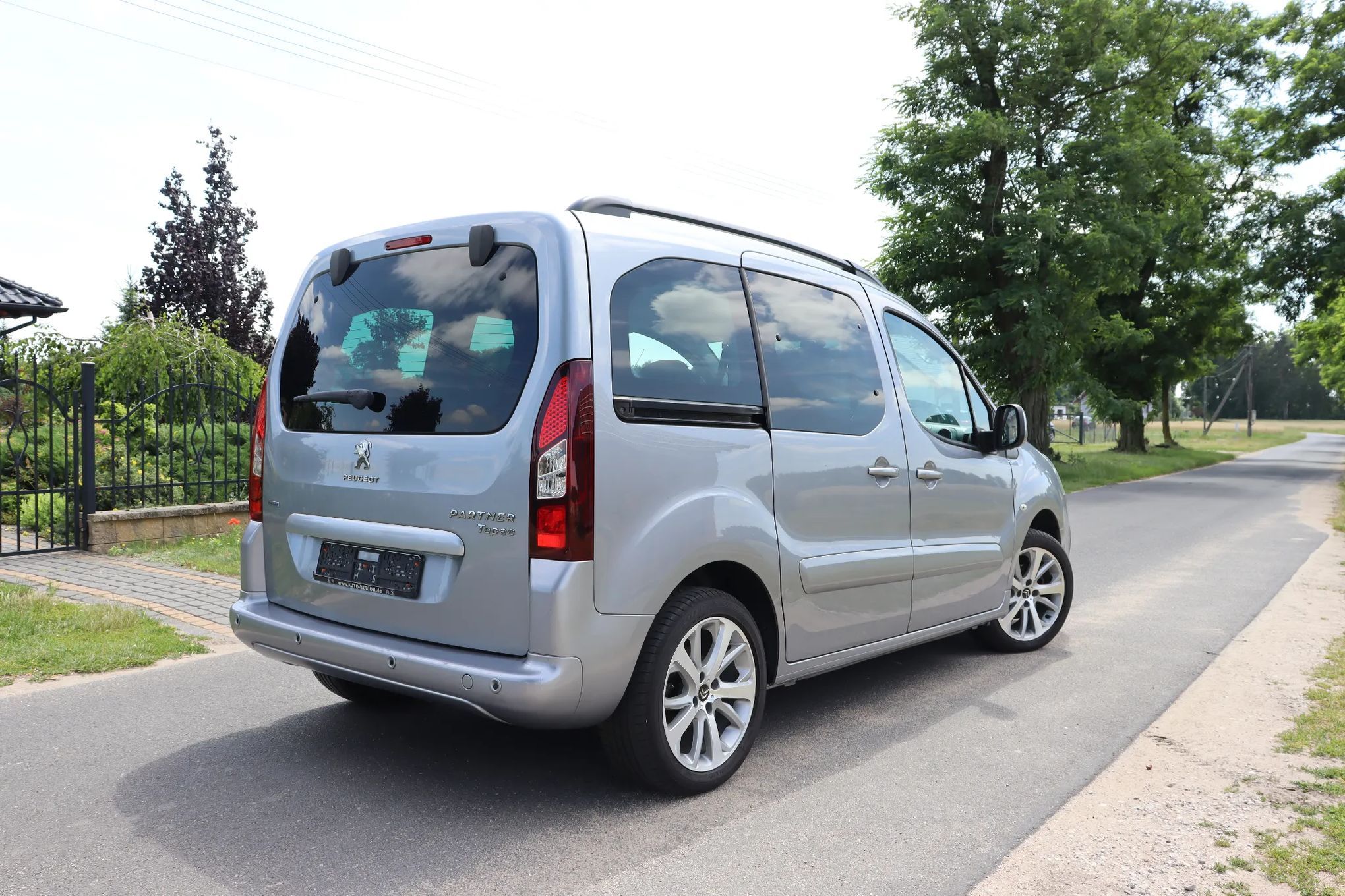 Peugeot Partner 1,6 e-HDi 12OKM, 6biegów, po opłatach
