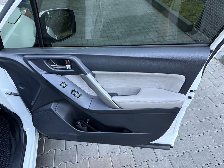 Subaru Forester 2014р в дуже збереженому стані