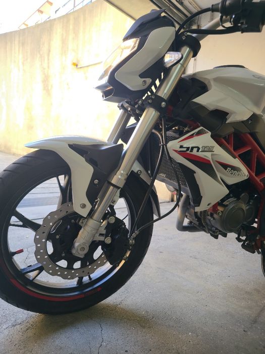 Mota Benelli BN125