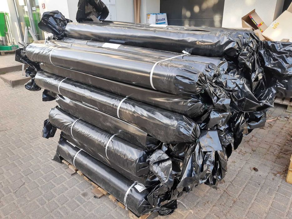 Folia CZARNO-BIAŁA kiszonkarska 8x33 stabilizator UV, silosy, pryzmy