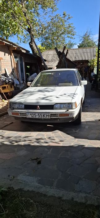 Mitsubishi Galant