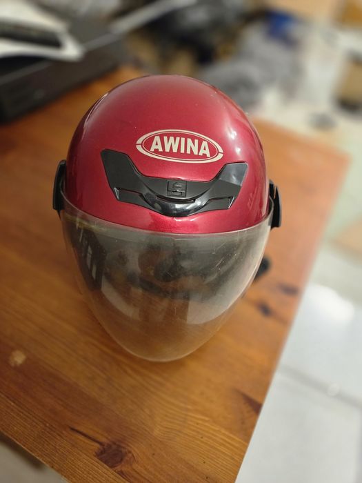 Sprzedam kask na skuter z szybką